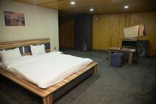 Отель Marsel Hotel Баку Улучшенное бунгало-6