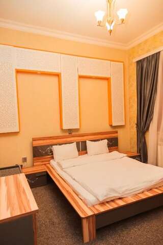 Отель Marsel Hotel Баку Стандартный двухместный номер с 1 кроватью-8